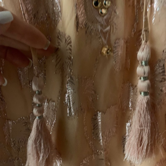 Lilly Pulitzer Marlyse Silk Metallic Palm Tree Clip
Dress Original $298 - Picture 2 of 5